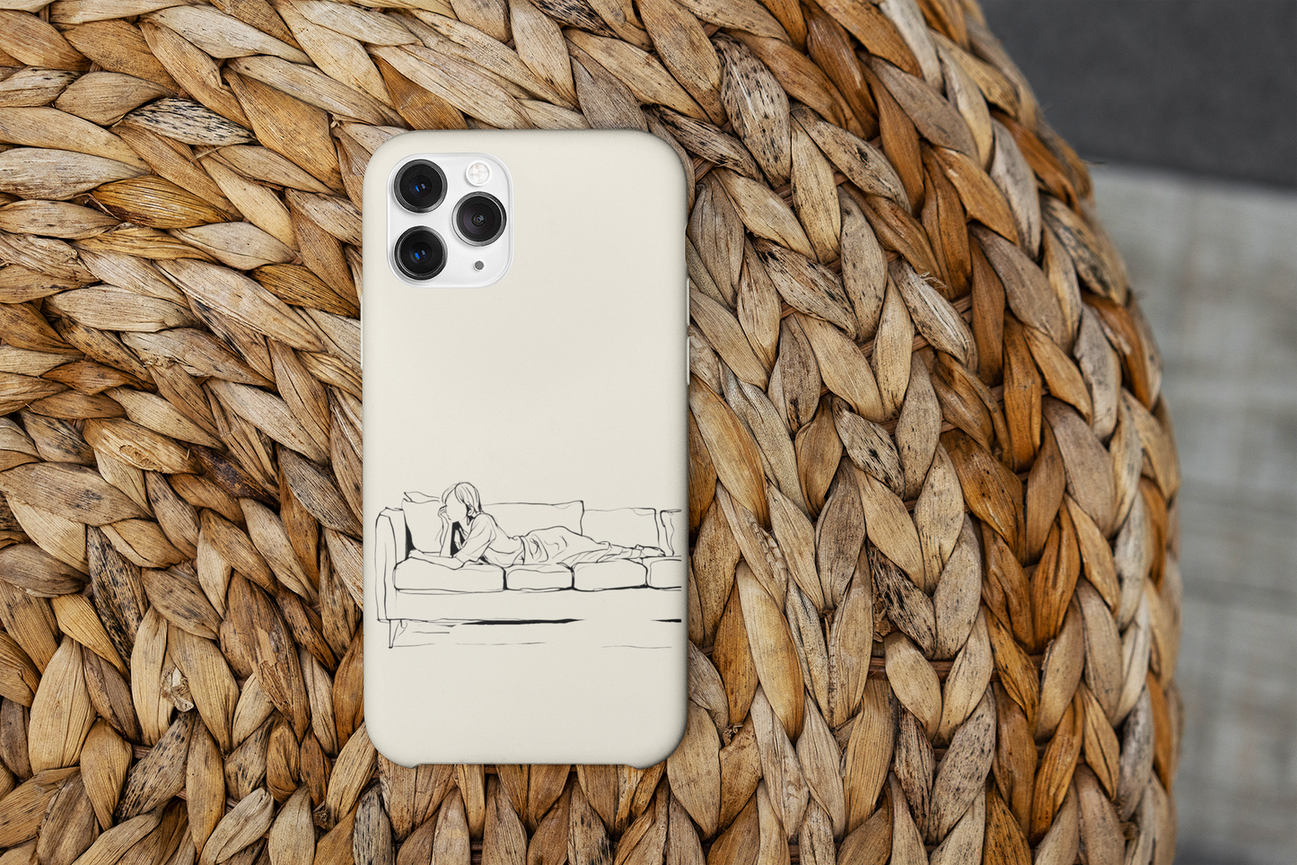 Cozy Sofa Line Art Phone Case, Minimalist & Relaxing Design For iPhone 16 15 Pro 14 12 XR 8 Samsung